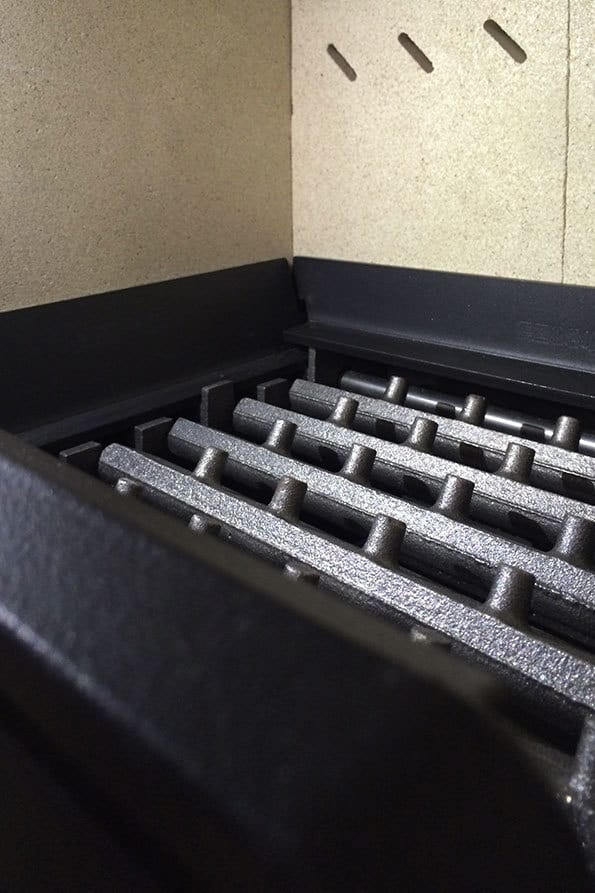 Charnwood-Arc-Woodburning-Stove-grate.jpg